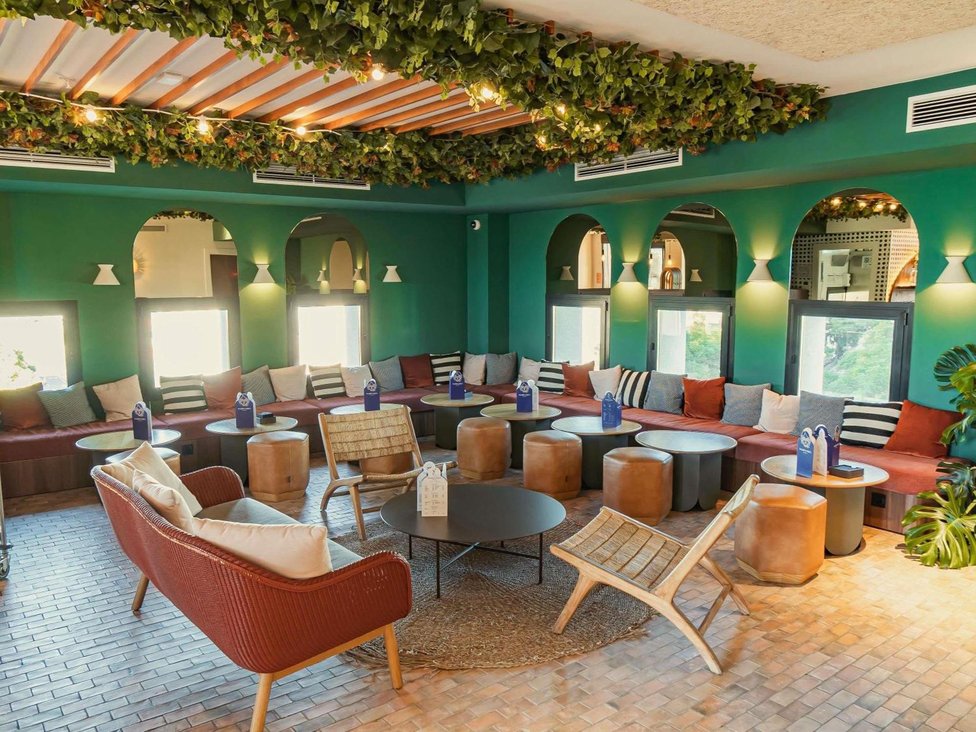 Ibis Styles Sevilla City Santa Justa Exterior photo